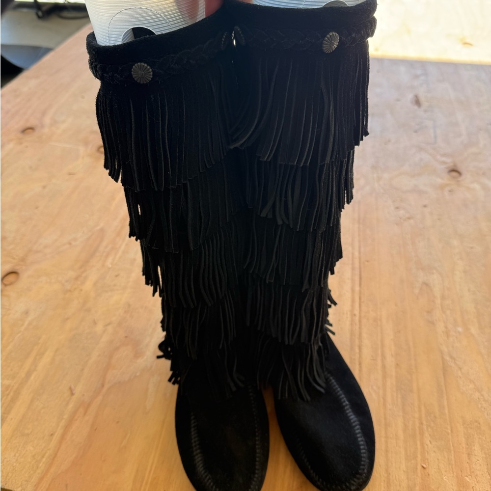 Minnetonka Black Fringe Moccasin Boots